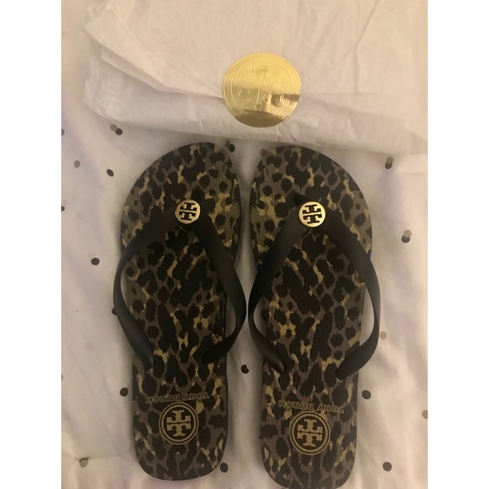 New Tory Burch Leopard Flip Flops. Size 8.